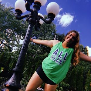 Meet your Posher, Danielle